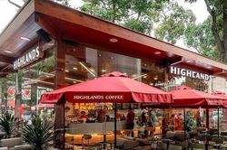 Định giá 800 triệu USD, Tập đoàn Jollibee nhượng quyền kiểm soát Highlands Coffee cho Quốc tế Việt Thái
