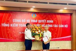 Trao Quyết định nghỉ hưu cho đồng chí Đỗ Quang Hưng