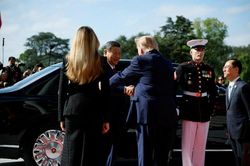 Video Tổng thống Donald Trump đón tiếp Chủ tịch Tập Cận Bình tại Nhà Trắng