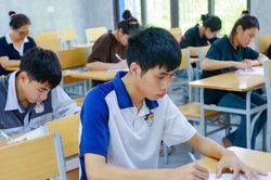Kiến thức THPT trong chương trình trung học nghề có định hướng nghề nghiệp
