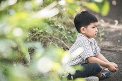Nuôi con lớn khôn, cha mẹ sợ nhất là phải nghe 9 câu này