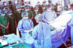 Xúc động: Nhân viên y tế BVĐK Xanh Pôn chết não, gia đình đồng ý hiến tạng cứu người