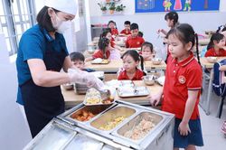 Cách để phụ huynh nhận diện bữa ăn bán trú của con đã hợp lý chưa