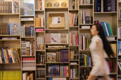 Tập đoàn xuất bản Việt: Cần gì ngoài quyết định thành lập?