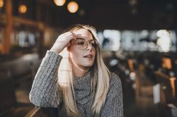 Vì sao bạn bỗng quên tên một người rất quen?