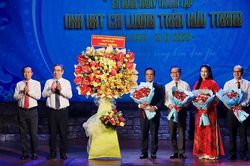 Nhà hát Cải lương Trần Hữu Trang:50 năm giữ lửa sân khấu truyền thống