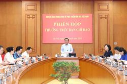 Thường trực Ban B&iacute; thư Trần Cẩm T&uacute;:Ng&agrave;y Văn h&oacute;a Việt Nam l&agrave; đợt sinh hoạt ch&iacute;nh trị - văn h&oacute;a của to&agrave;n d&acirc;n
