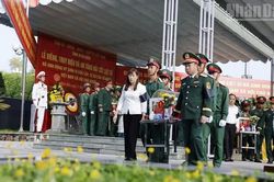 Điện Biên truy điệu, an táng 10 hài cốt liệt sĩ hy sinh trong Chiến dịch Điện Biên Phủ