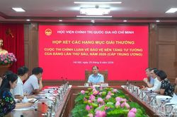 Ghi nhận những tác phẩm chính luận có tính phát hiện cao