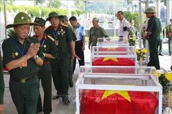 Điện Biên: An táng 10 hài cốt liệt sĩ tại khu vực Him Lam
