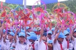 Ánh trăng vùng cao: Niềm vui về sau mưa lũ