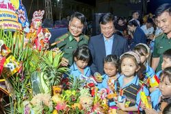 Người lính Hải quân, Biên phòng trao yêu thương tới trẻ nhỏ