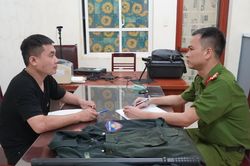 Tạm giữ hình sự đối tượng giả danh Cảnh sát cơ động cưỡng đoạt tài sản