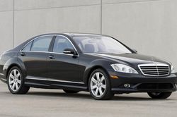 Ngân hàng rao bán xe sang Mercedes-Benz S350, giá khởi điểm 152 triệu đồng