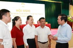 Bí thư Tỉnh ủy Hưng Yên đối thoại với người dân để tháo gỡ khó khăn, vướng mắc