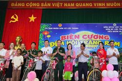 Thắp trọn niềm vui Trung thu cho trẻ em vùng biên