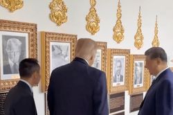 Ông Trump đưa ông Tập Cận Bình tham quan "Đại lộ Danh vọng Tổng thống"