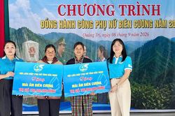Nghĩa tình với phụ nữ biên cương