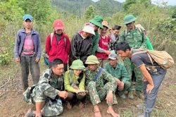 Bài 3: Người 'truyền lửa' giữa đại ngàn