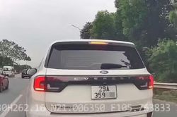 Phanh gấp để ”dằn mặt” xe phía sau có thể bị xử lý những lỗi gì?