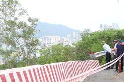 Kiểm tra thực địa các điểm sạt lở, đá rơi tại phường Quy Nhơn Nam
