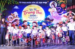 Xã Vạn Ninh tổ chức chương trình Vui Tết Trung thu cho hơn 400 thiếu nhi