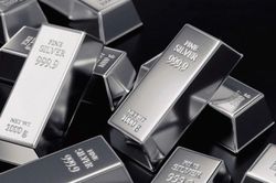 Ngày 25/9: Giá bạc trong nước và thế giới tăng giảm trái chiều