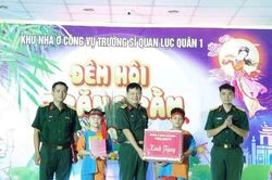 Trung thu nhớ Bác, ấm áp “Đêm hội Trăng rằm” tại Khu nhà ở công vụ Trường Sĩ quan Lục quân 1