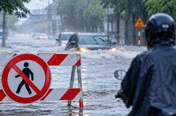 TP. Hồ Chí Minh: Chủ động phòng tránh mưa lớn, nguy cơ ngập lụt