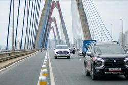 Hà Nội thí điểm giảm tốc độ, tăng khoảng cách an toàn trên cầu Nhật Tân
