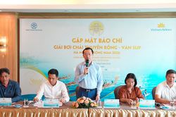 Ra mắt giải Bơi chải thuyền rồng và ván SUP Hà Nội mở rộng 2026