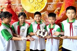 Học sinh trải nghiệm Tết Trung thu cùng Bảo tàng Lào Cai