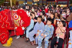Ấm áp đêm hội trăng rằm Trung thu tại Bệnh viện Nhi Hải Phòng