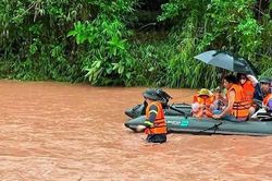 Những việc nên và không nên làm khi xảy ra lũ, ngập lụt