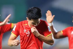 Philippines thoát thẻ đỏ, ĐT Việt Nam thắng nghẹt thở trận ra quân FIFA ASEAN Cup