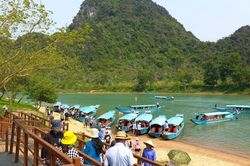 Nghị quyết 26-NQ/TW: Chuyển từ tăng lượng khách sang nâng giá trị du lịch