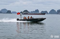 Cứu nạn dưới nước: Khẩn trương nhưng phải an toàn