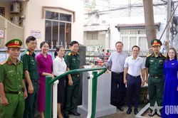 Sư đoàn 309 (Quân khu 7) giáo dục truyền thống thông qua công tác dân vận