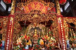 Chuyện 'xuống trần' kỳ lạ của vị nữ thần duy nhất trong Tứ Bất Tử