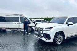 Tạm giữ tài xế Lexus dừng đột ngột, gây tai nạn liên hoàn trên cao tốc