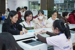 'Đường về với chị' đưa cơ hội tầm soát ung thư đến với phụ nữ vùng khó