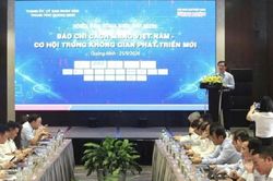 Diễn đàn Tổng Biên tập: Định hình báo chí trong không gian phát triển mới