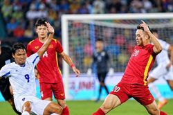Highlight: Đình Bắc ghi bàn, tuyển Việt Nam thắng "nhọc" Philippines 1-0