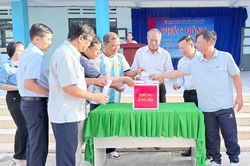 Xã Phước Hữu phát động ngày hội chạy bộ gây quỹ học bổng hỗ trợ học sinh nghèo