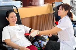 Hơn 200 người dân phường Đông Ninh Hòa tham gia hiến máu tình nguyện