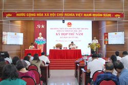 Phường Phú Thượng có 5 phòng chuyên môn, không tăng biên chế