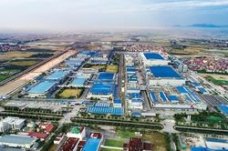 Lợi nhuận ngành bất động sản khu công nghiệp phân hóa mạnh: BCM, KBC và VGC bứt tốc đón sóng FDI