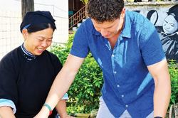 Về Cao Bằng, nghe bản làng kể chuyện di sản