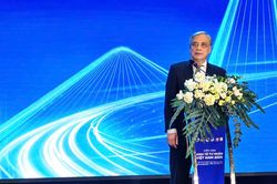 PGS. TS Trần Đình Thiên: Miền Trung phải khơi dòng chảy kinh tế, để gánh non sông