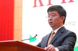 Phê chuẩn ông Bùi Hoàng Phương giữ chức Chủ tịch tỉnh Quảng Trị
